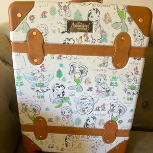 Disney Animators' Collection Rolling Luggage 20''